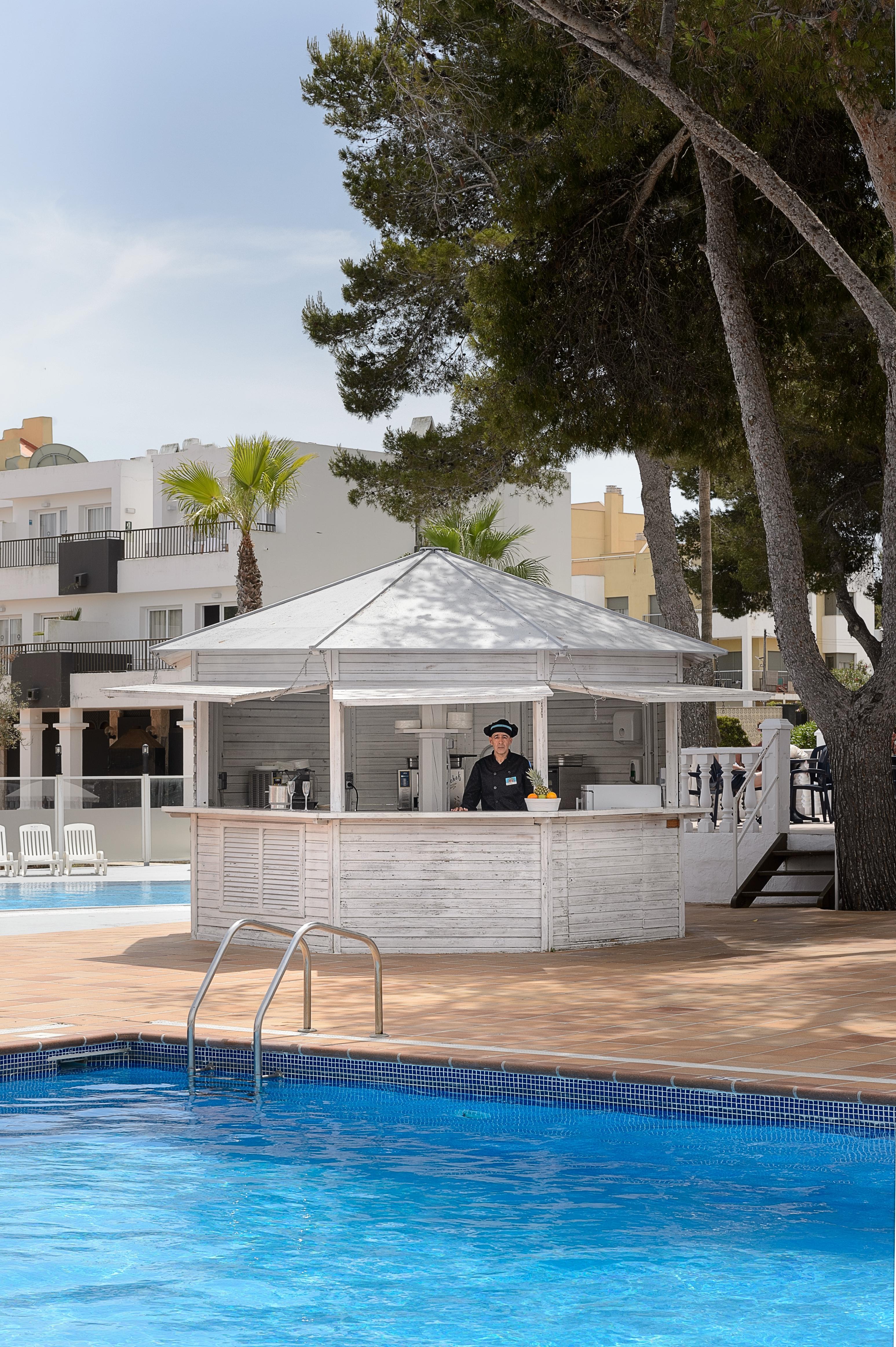 Apartamentos Vibra Riviera Sant Antoni de Portmany Exterior foto