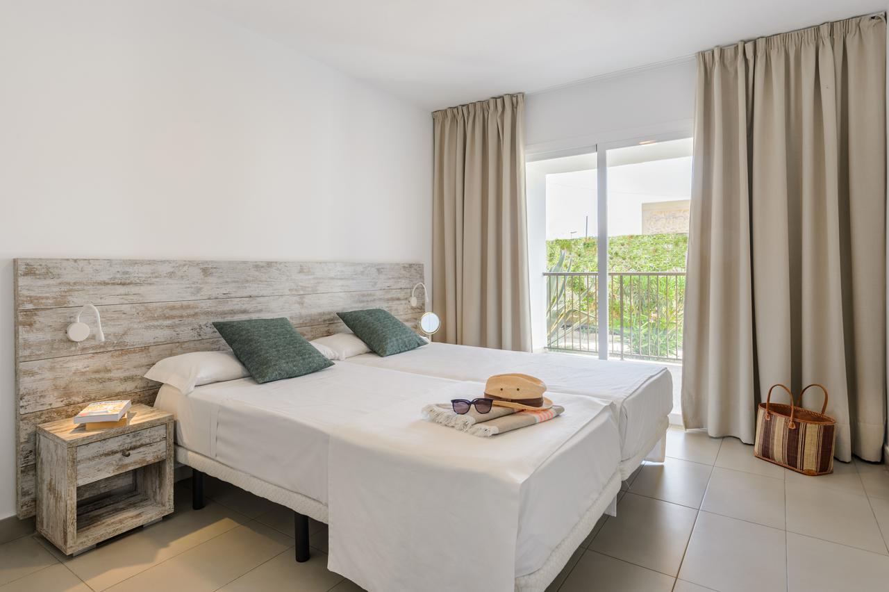 Apartamentos Vibra Riviera Sant Antoni de Portmany Exterior foto